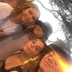 Meet your Posher, Belle